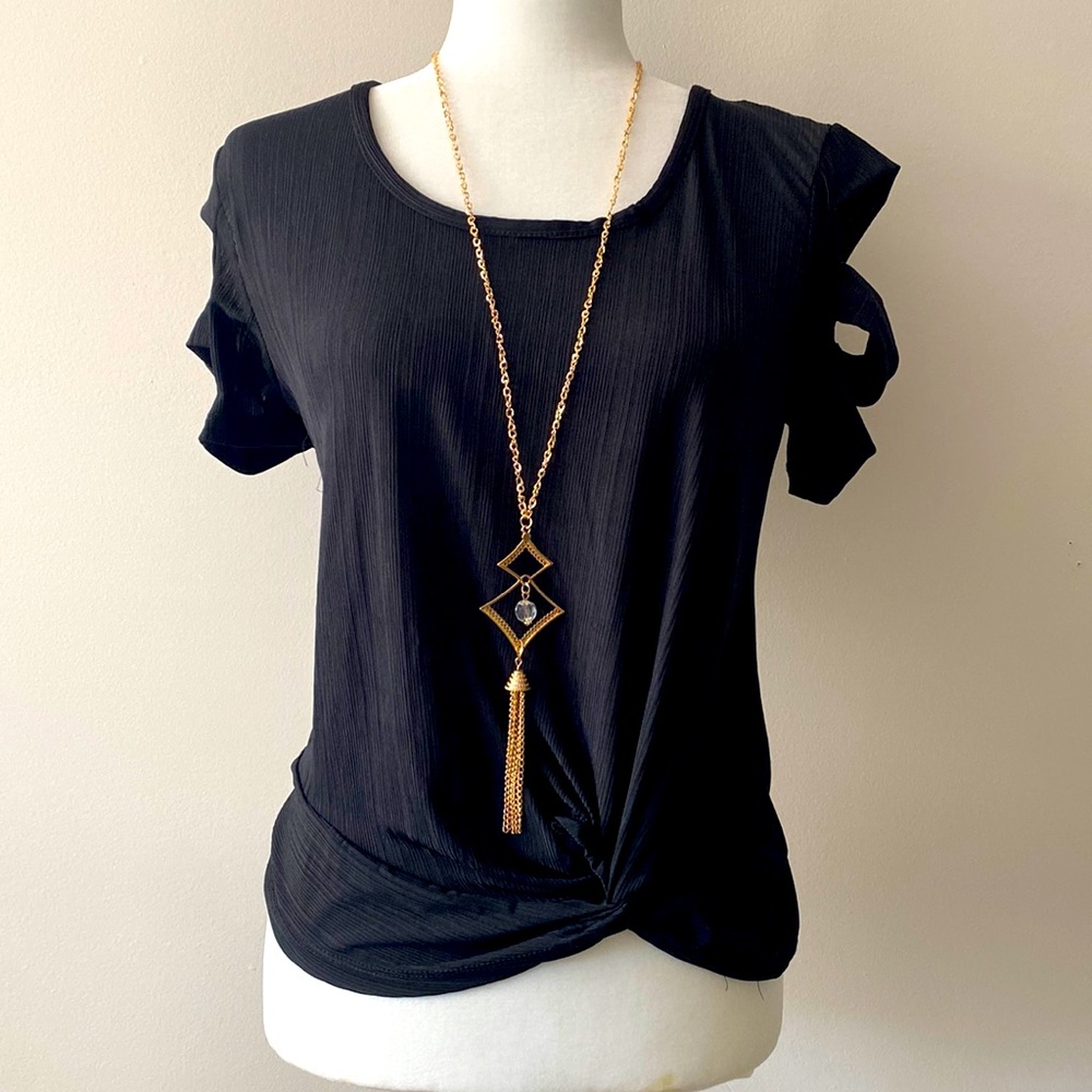 NWOT- Love by Chesley Black Short Sleeve Blouse with Necklace